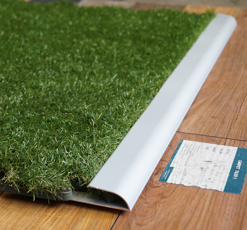  carpet-tiles product-details artificial-grass-1m-x-1m-xpe-foam-shock-pad-backed-model:cpt-377Artificial-grass-tile-with-edging-CLOSER-WS